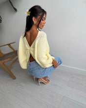 Kép betöltése a galériamegjelenítőbe: 35107 TAMY kötött pulóver