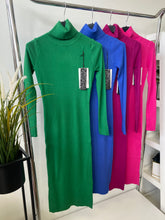 Kép betöltése a galériamegjelenítőbe: 006 ZORA garbóruha