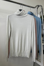 Kép betöltése a galériamegjelenítőbe: 5851 LUREX basic garbó