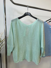 Kép betöltése a galériamegjelenítőbe: 1236 SZATĖN szalagos csillogós felső