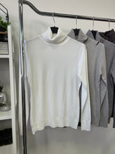 Kép betöltése a galériamegjelenítőbe: 001 BASIC garbó