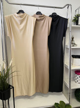 Kép betöltése a galériamegjelenítőbe: 1687 GINA elasztikus ruha