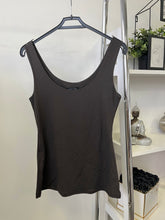 Kép betöltése a galériamegjelenítőbe: 071 BASIC VASTAG PÁNTOS trikó