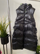 Kép betöltése a galériamegjelenítőbe: 4286 FÉNYES Steppelt mellény