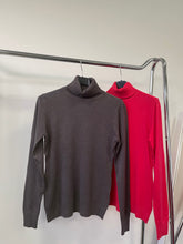 Kép betöltése a galériamegjelenítőbe: 001 BASIC garbó