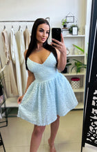 Kép betöltése a galériamegjelenítőbe: 11086 BELLA csipkés miniruha