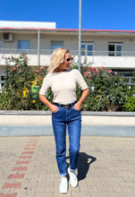 Kép betöltése a galériamegjelenítőbe: 0015 FERGIE basic kötött felső