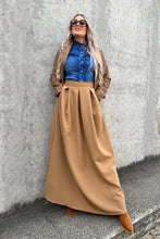 Kép betöltése a galériamegjelenítőbe: 61112 ZSEBES MAXISZOKNYA