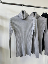 Kép betöltése a galériamegjelenítőbe: 5809 BORDÁS basic garbó