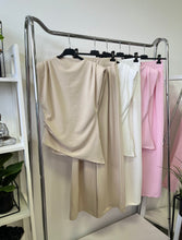 Kép betöltése a galériamegjelenítőbe: 003042 CHRISTINE nadrág+felső szett