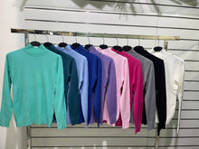 Kép betöltése a galériamegjelenítőbe: 002 BASIC félgarbó