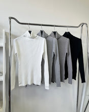 Kép betöltése a galériamegjelenítőbe: 5809 BORDÁS basic garbó