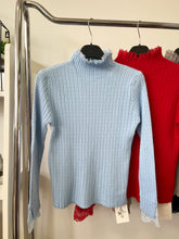 Kép betöltése a galériamegjelenítőbe: 8066 MELITTA basic csipkebetétes felső