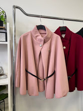 Kép betöltése a galériamegjelenítőbe: 2956 MARION öves poncsó