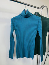 Kép betöltése a galériamegjelenítőbe: 5809 BORDÁS basic garbó