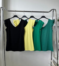 Kép betöltése a galériamegjelenítőbe: 775 DAHLIA kis fodros felső