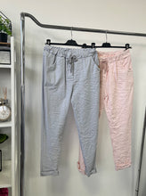 Kép betöltése a galériamegjelenítőbe: VANDA gyűrt nadrág 7373/1318