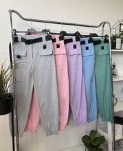 Kép betöltése a galériamegjelenítőbe: 17516 PENNY öves nadrág