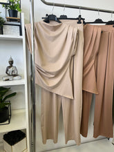 Kép betöltése a galériamegjelenítőbe: 39622 KAREN nadrág + felső szett