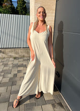 Kép betöltése a galériamegjelenítőbe: 3728 NALA overál