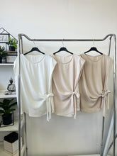 Kép betöltése a galériamegjelenítőbe: 25153 LOTTE átkötős felső