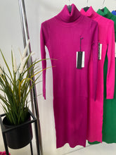 Kép betöltése a galériamegjelenítőbe: 006 ZORA garbóruha