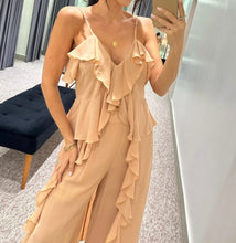 Kép betöltése a galériamegjelenítőbe: 12370 ALINA elől fodros felső+ nadrág szett