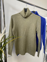 Kép betöltése a galériamegjelenítőbe: 001 BASIC garbó