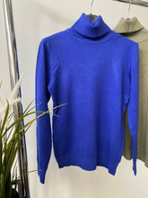 Kép betöltése a galériamegjelenítőbe: 001 BASIC garbó