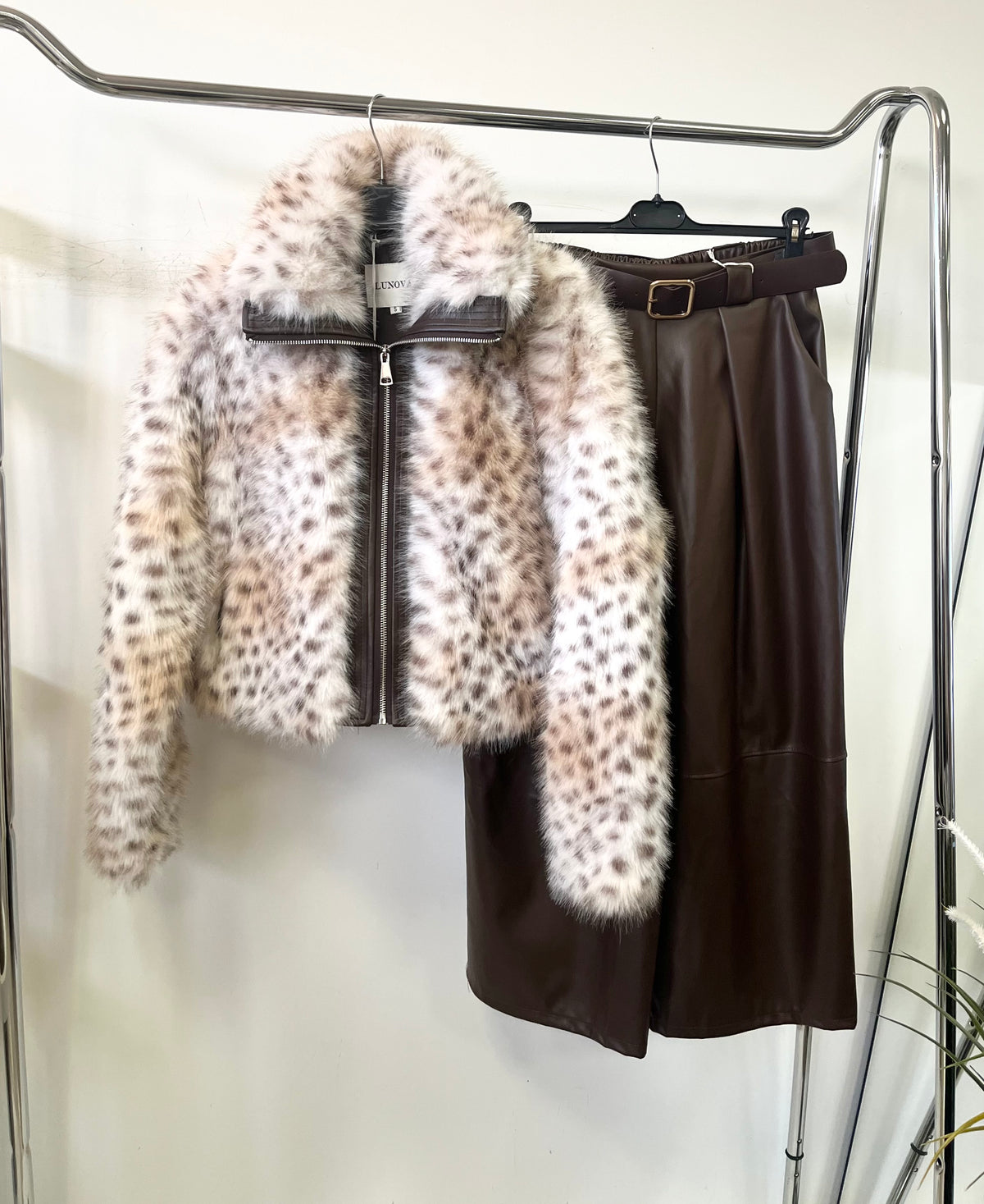 6106 WHITE leopárd mintás műszőrme kabát