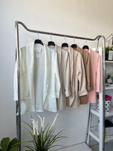 Kép betöltése a galériamegjelenítőbe: VÉKONY Blézer