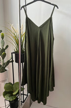 Kép betöltése a galériamegjelenítőbe: 23698 PÁNTOS Oversize ruha