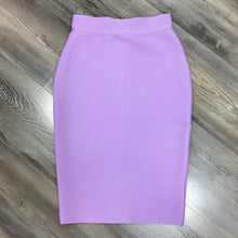 Kép betöltése a galériamegjelenítőbe: 9636 NATUR Alakformáló szoknya