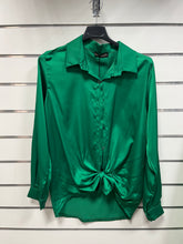 Kép betöltése a galériamegjelenítőbe: 7988 GIGI színes szatén blúz