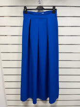 Kép betöltése a galériamegjelenítőbe: 61112 ZSEBES MAXISZOKNYA