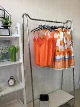 Kép betöltése a galériamegjelenítőbe: CSIPKÉS szatén top 3352