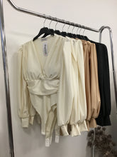 Kép betöltése a galériamegjelenítőbe: 8215 CHLOE Fényes body