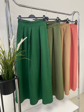 Kép betöltése a galériamegjelenítőbe: 61112 ZSEBES MAXISZOKNYA