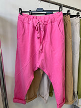 Kép betöltése a galériamegjelenítőbe: 3458 Ülepes pamut nadrág