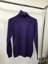 Kép betöltése a galériamegjelenítőbe: BASIC garbó pulóver / 9076