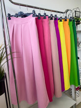 Kép betöltése a galériamegjelenítőbe: 61112 ZSEBES MAXISZOKNYA