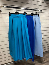 Kép betöltése a galériamegjelenítőbe: 61112 ZSEBES MAXISZOKNYA