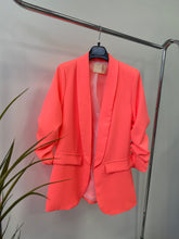 Kép betöltése a galériamegjelenítőbe: 80172 LONG blézer/szines