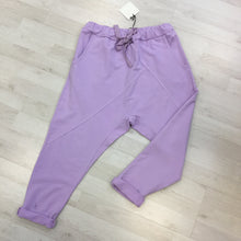 Kép betöltése a galériamegjelenítőbe: 3458 Ülepes pamut nadrág