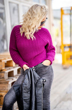 Kép betöltése a galériamegjelenítőbe: 067 MOLLY VASTAG kötésű pulóver