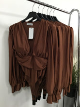 Kép betöltése a galériamegjelenítőbe: 8215 CHLOE Fényes body