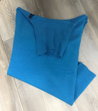 Kép betöltése a galériamegjelenítőbe: BASIC garbó pulóver / 9076