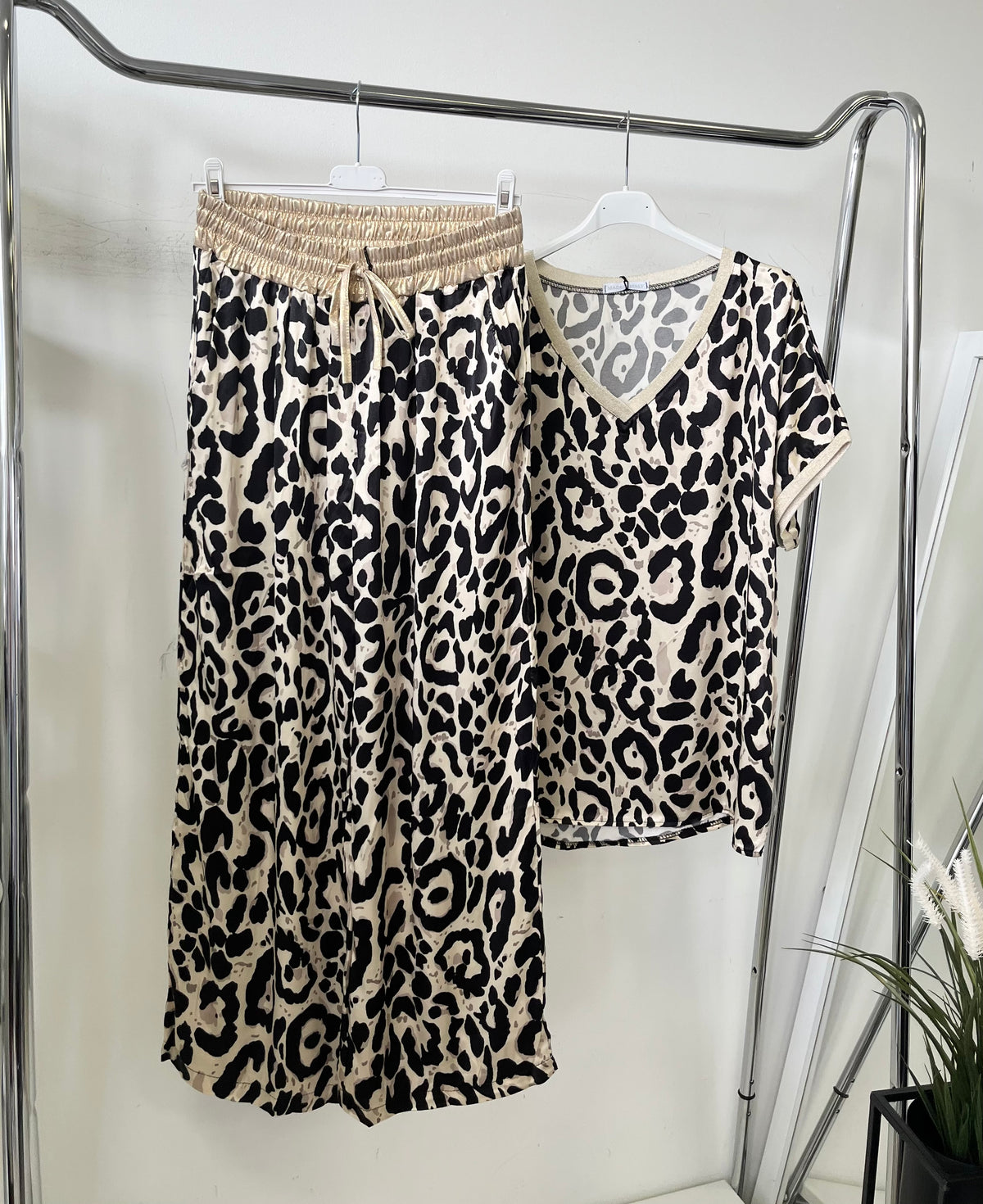 62096 HENNA LEOPÁRD szatén nadrág