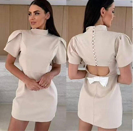 001048 JANA hátul gombos-masnis miniruha