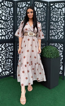Kép betöltése a galériamegjelenítőbe: 3231 IRENE pöttyös műselyem ruha
